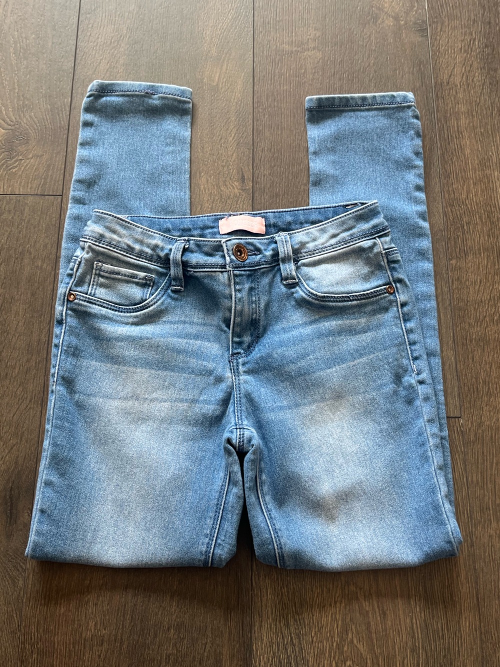 NWOT Squeeze Skinny Jeans
